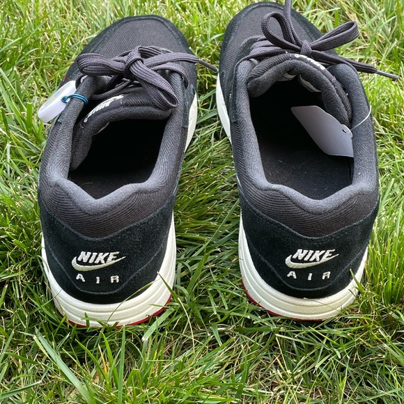 Air Max 1 premium🔥 (Bred) Mini Swoosh 💯 - Picture 11 of 16